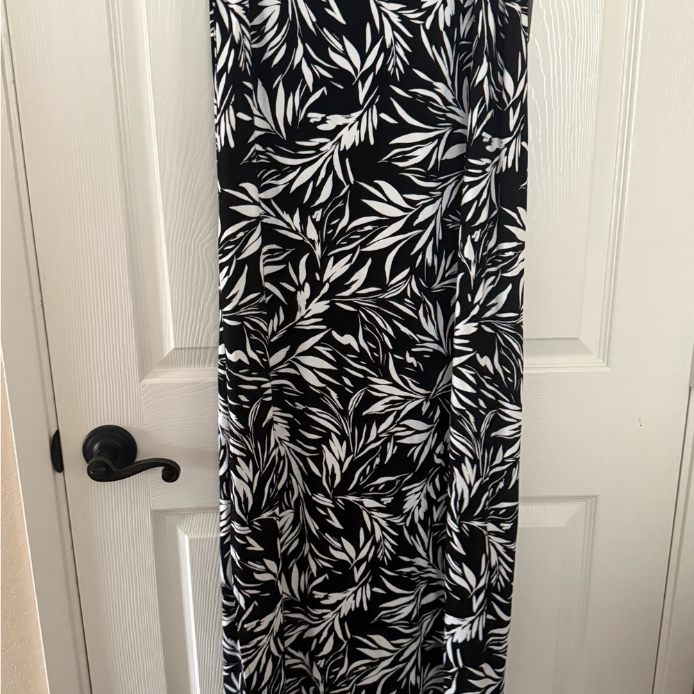Chico's Black And White Leaf Pattern Maxi Skirt - image 1